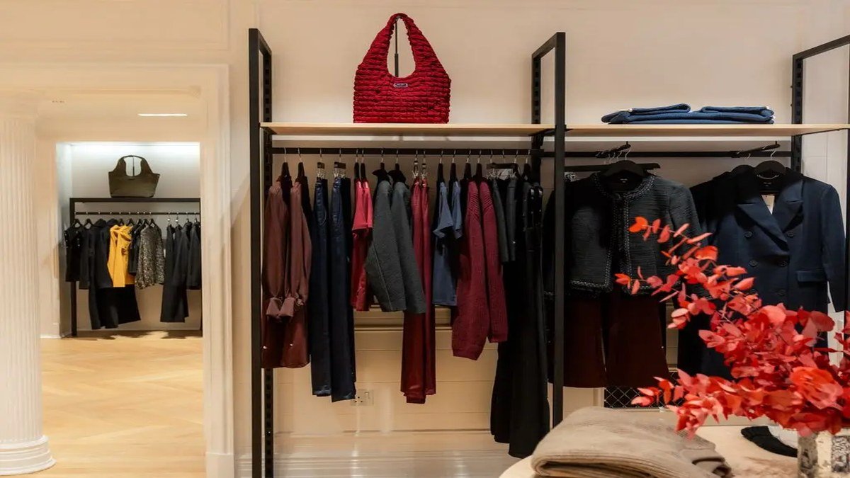 saint and sofia product image